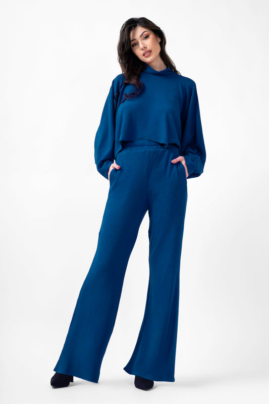 Blue Knitted Set With Blouse And Wide Leg Trousers