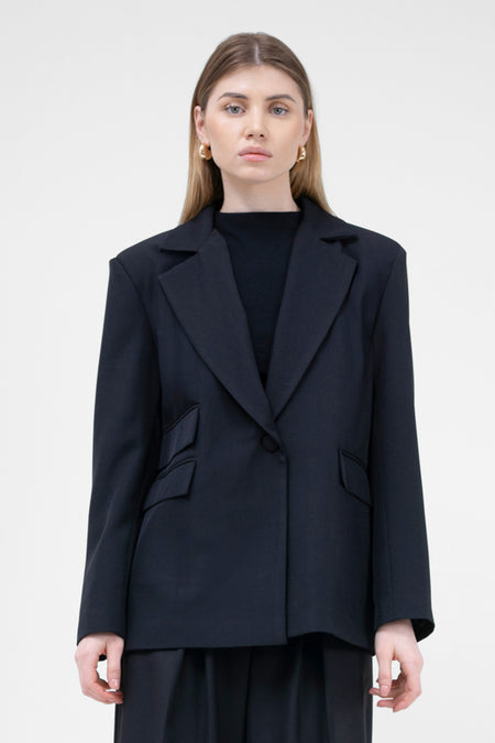 Black Regular Blazer With Double Pocket