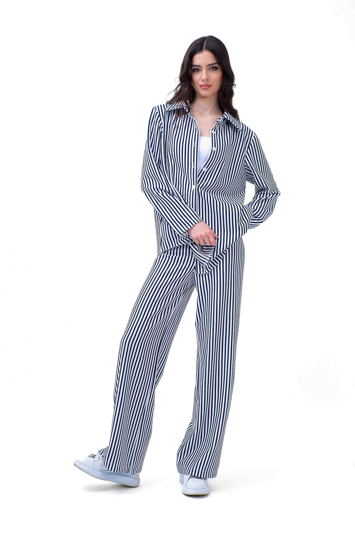 Set with striped shirt and wide leg trousers