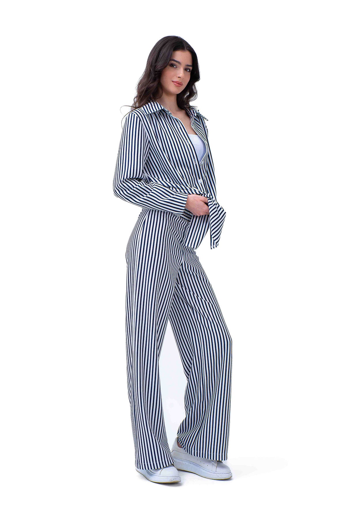 Set with striped shirt and wide leg trousers
