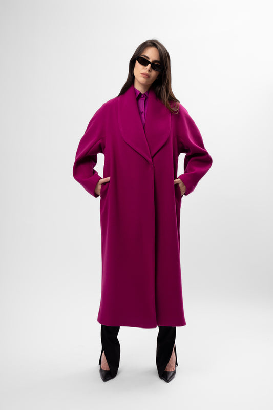 Palton lung fucsia cu cordon și rever amplu