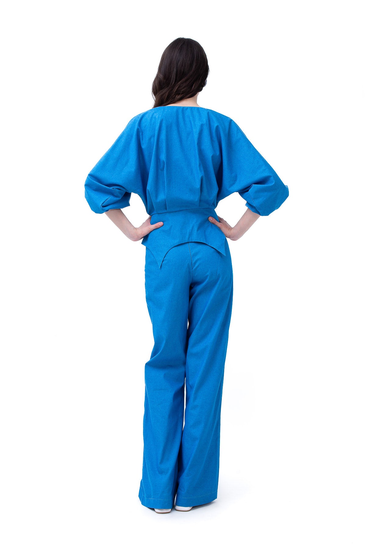 Blue Denim Set With Blouse With Puffed Sleeves And Straight Trousers