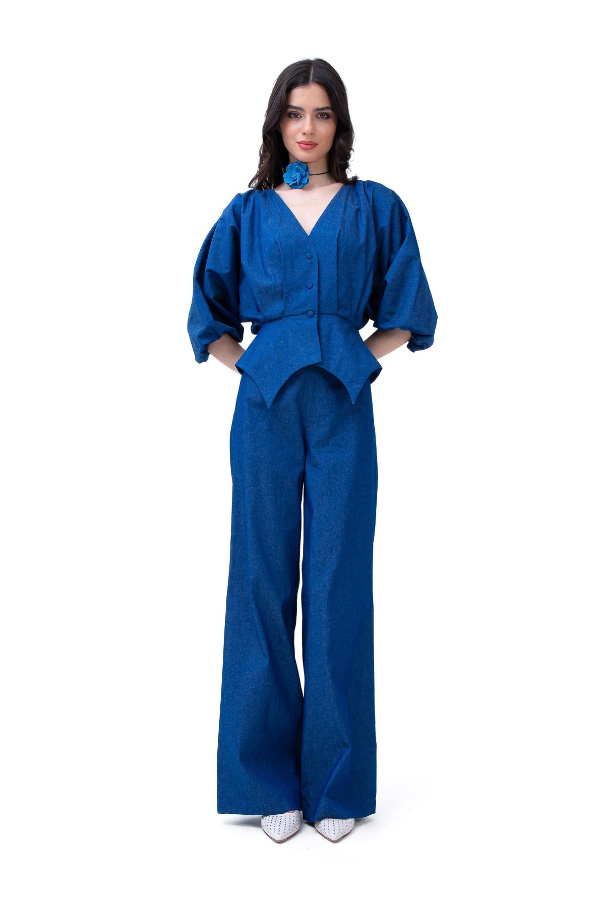 Denim Set With Blouse With Puffed Sleeves And Straight Trousers