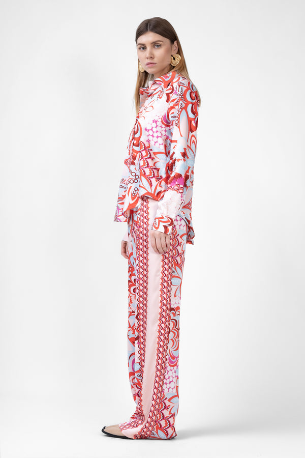 Set cu camasa si pantaloni drepti din print abstract floral