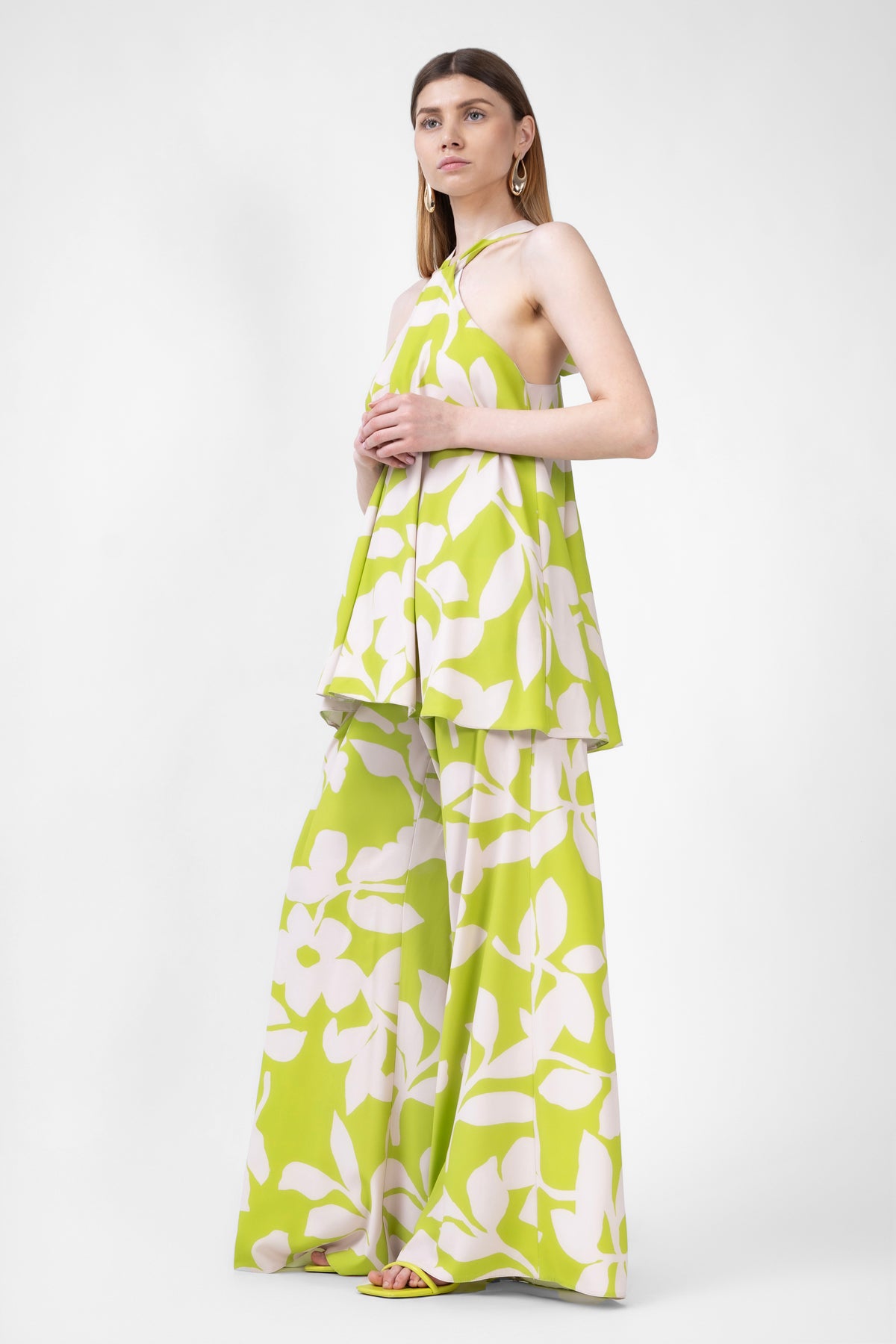 Set verde cu top si pantaloni largi