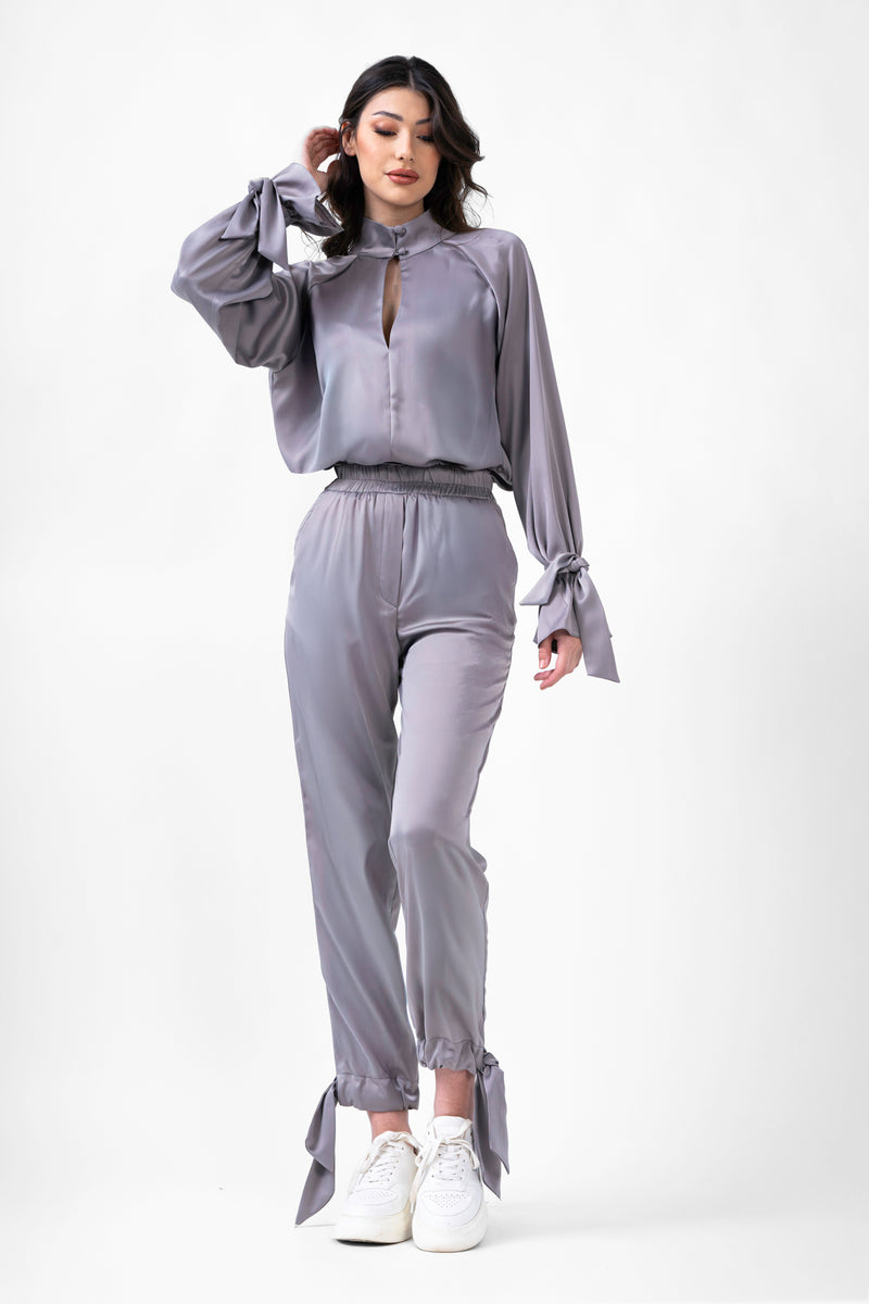 Grey Set With Blouse And Trousers With Bows