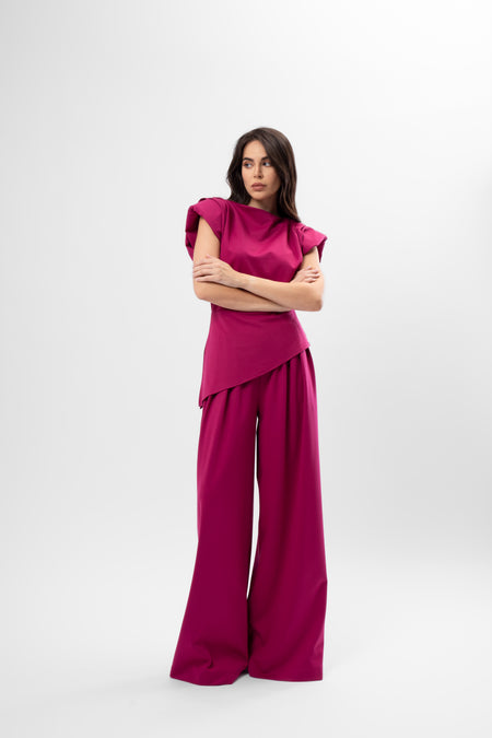 Set Fucsia cu Top cu Umeri Structurați și Pantaloni Palazzo
