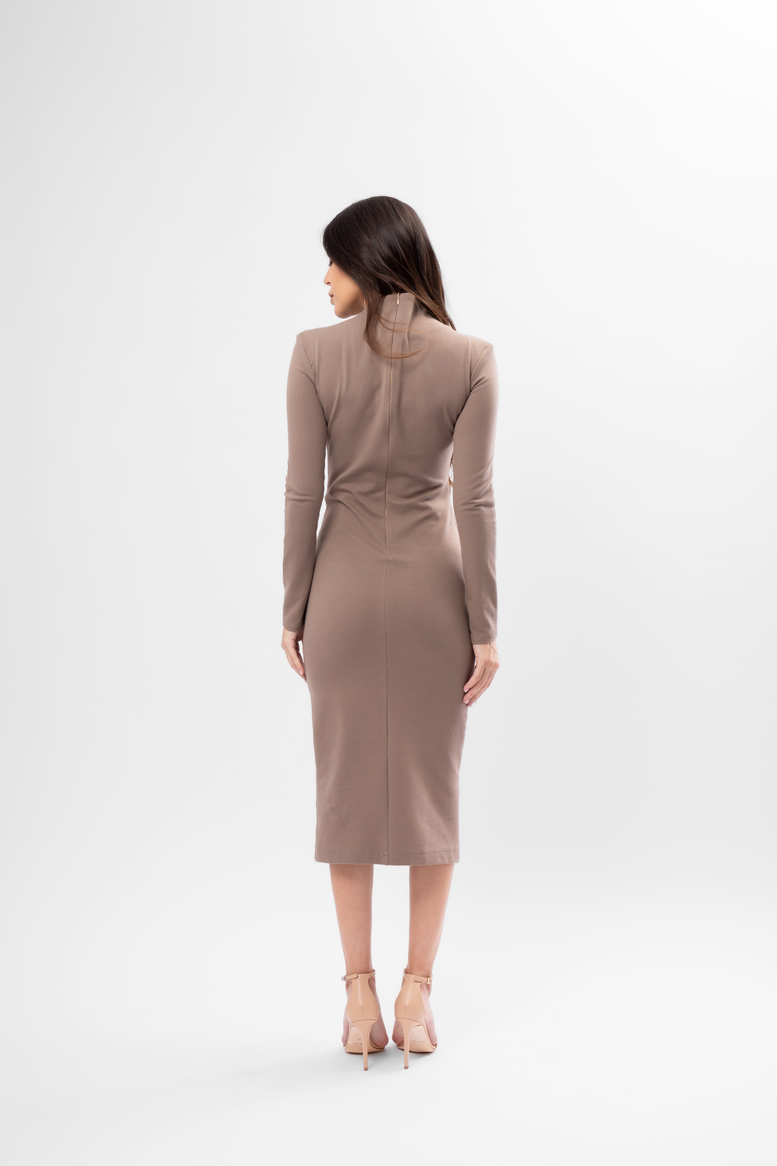 Rochie bodycon midi bicoloră taupe&crem cu guler înalt