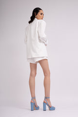White suit with blazer with oversized shoulders and shorts - With top/without top