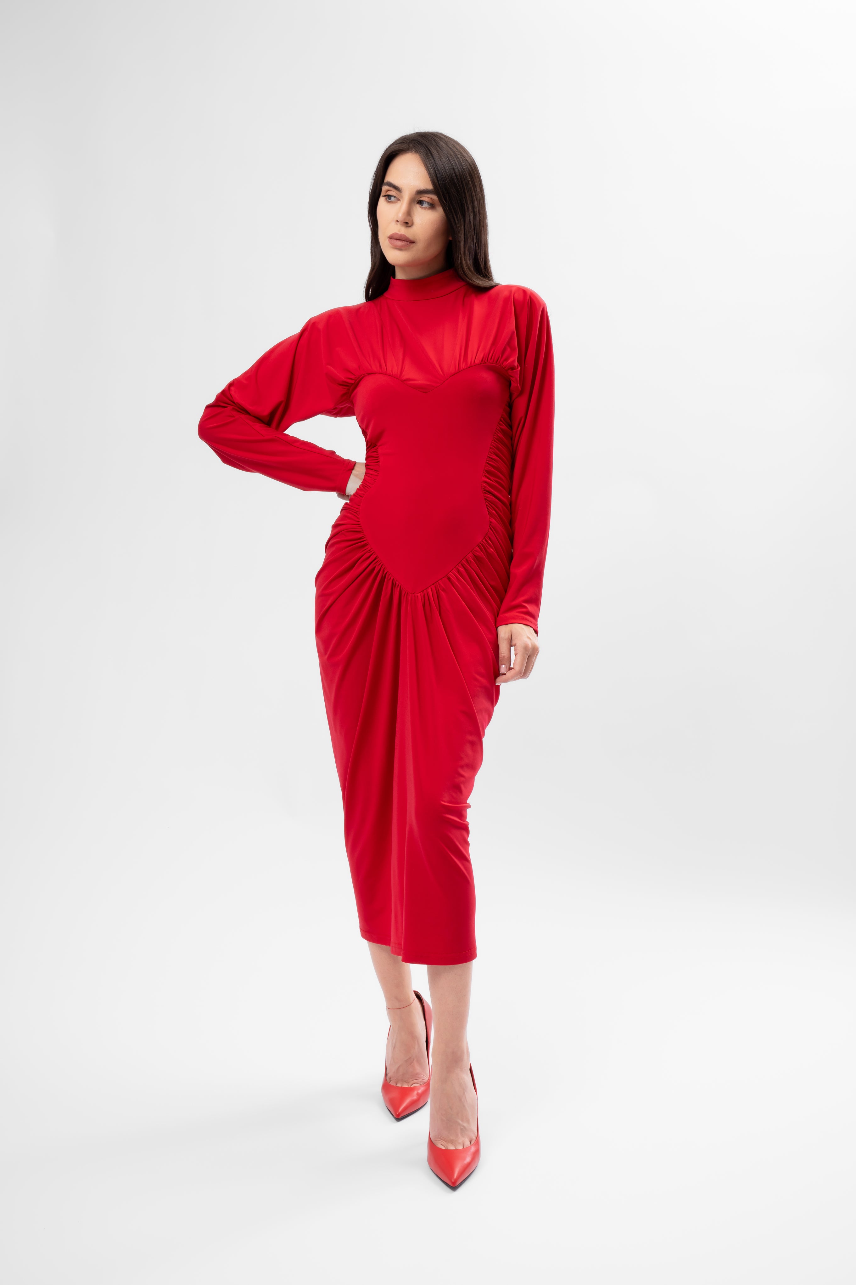 Rochie midi roșie cu detaliu în formă de inimă