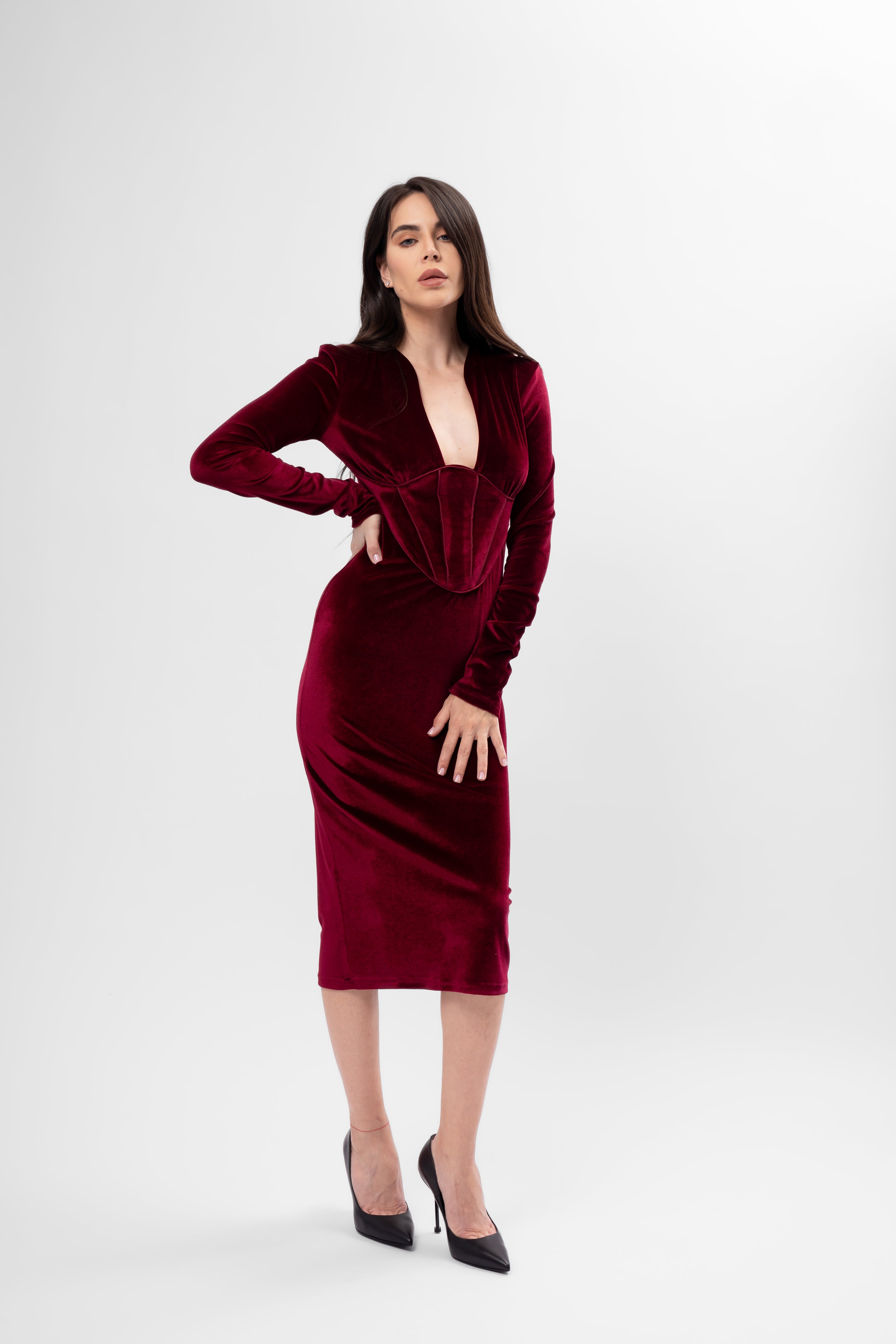 Rochie burgundy din catifea cu corset