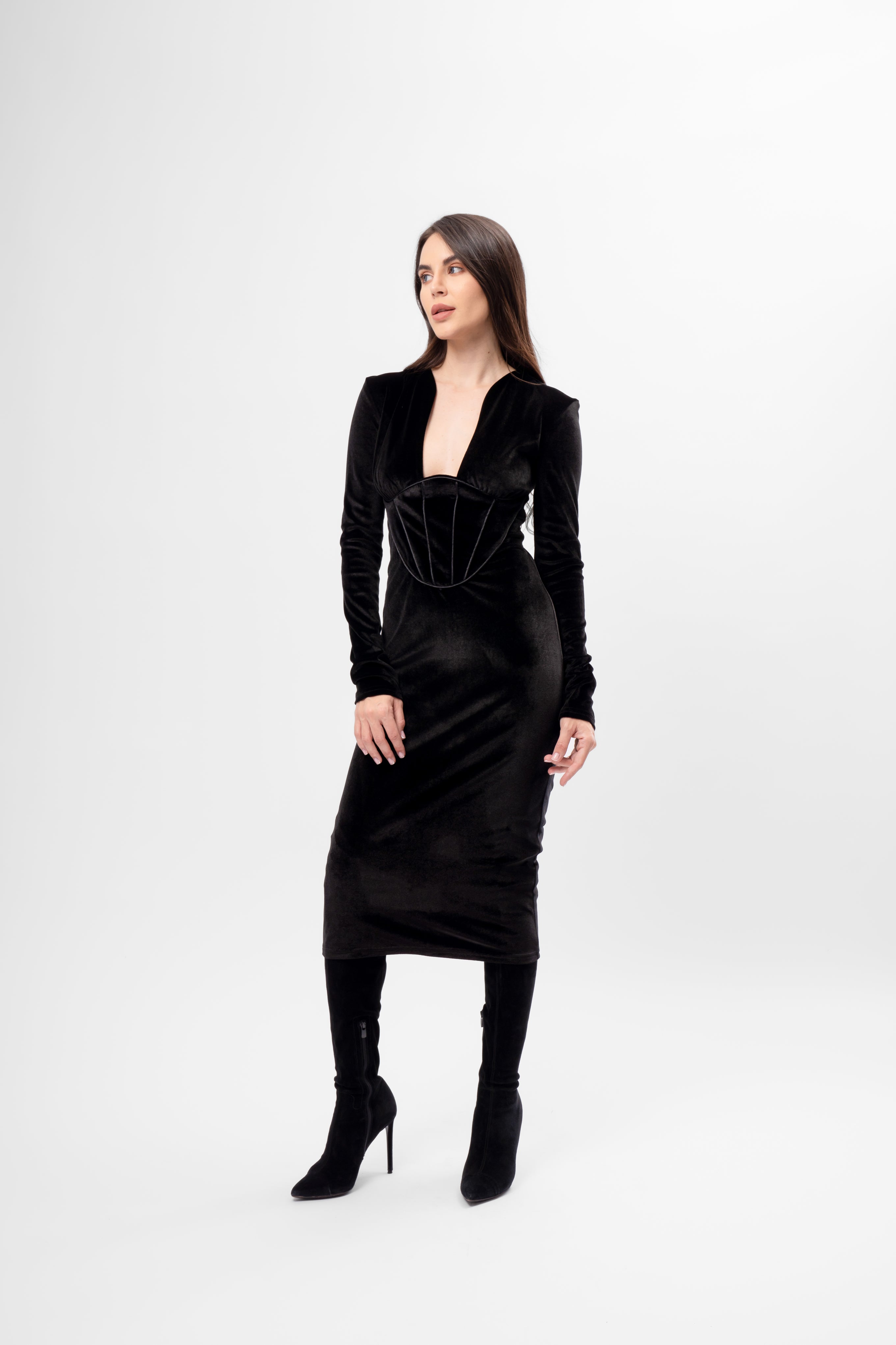 Rochie midi neagra din catifea cu corset