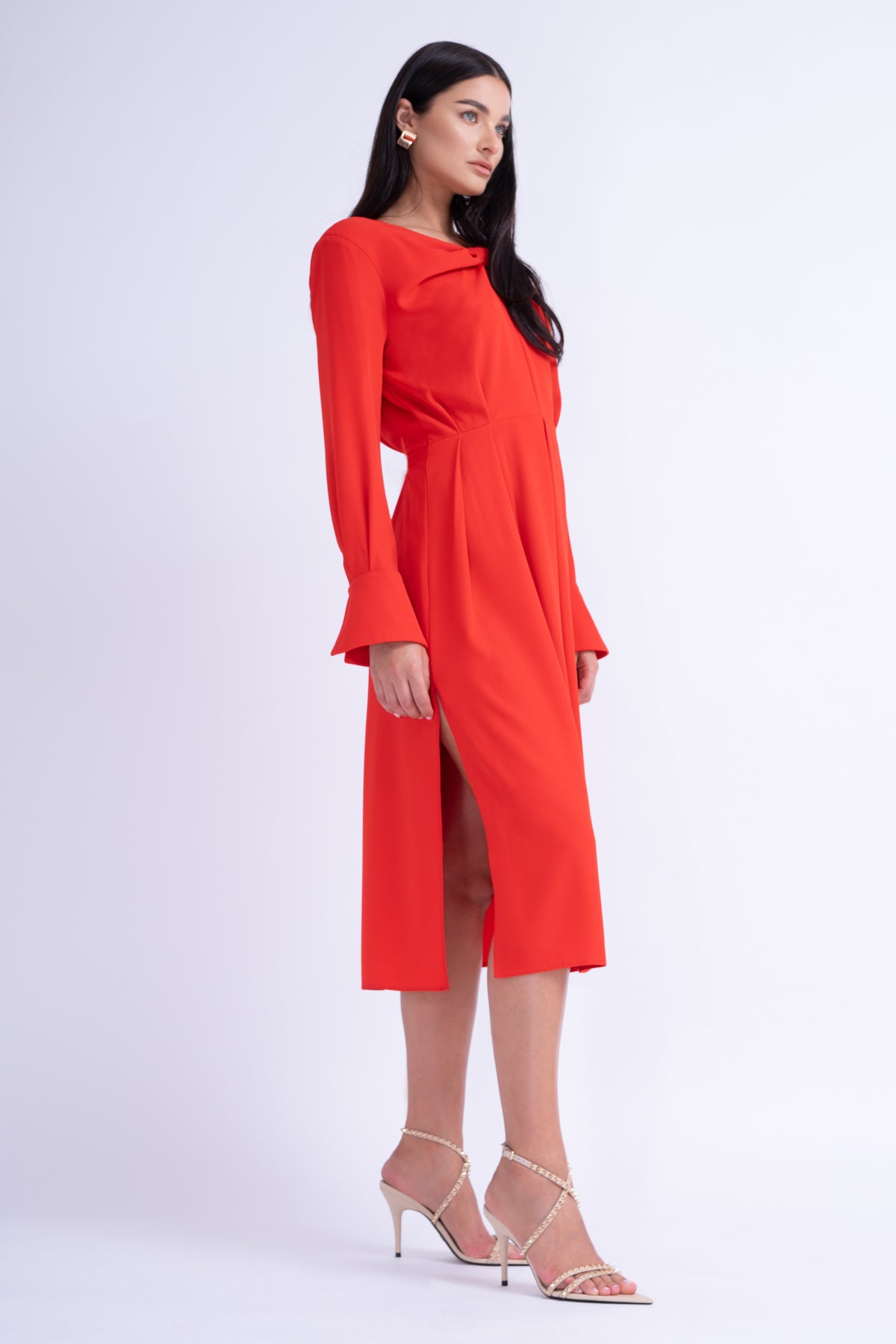 Rochie Midi Rosie cu Inel si Pliuri