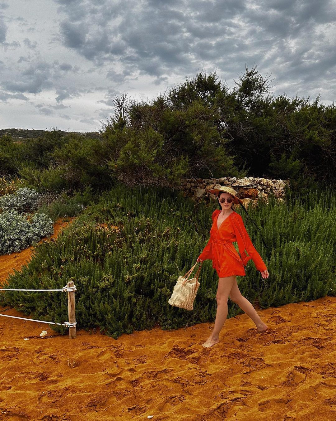 Salopeta mini portocaliu neon cu volane