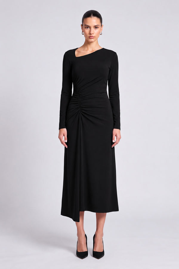 Rochie midi neagra cu decolteu asimetric și drapaj lateral