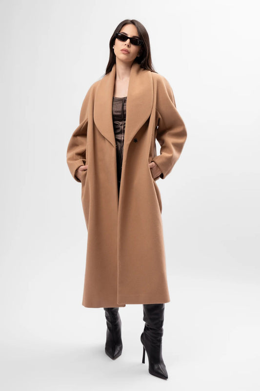 Long camel oversized coat with wide lapel