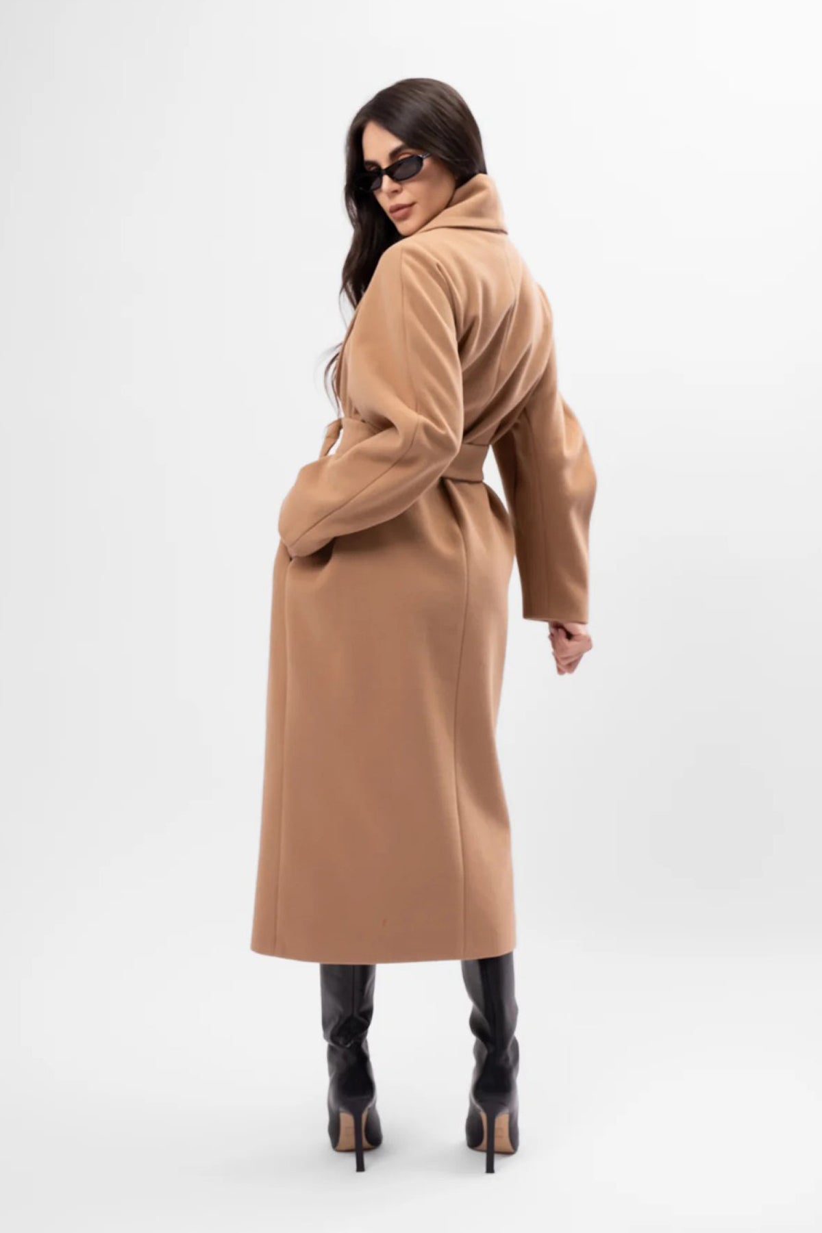 Long camel oversized coat with wide lapel