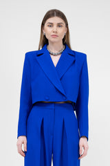 Costume bleu électrique avec blazer court et pantalon ultra large