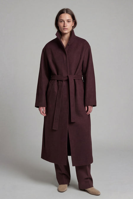 Palton lung maro cu guler înalt