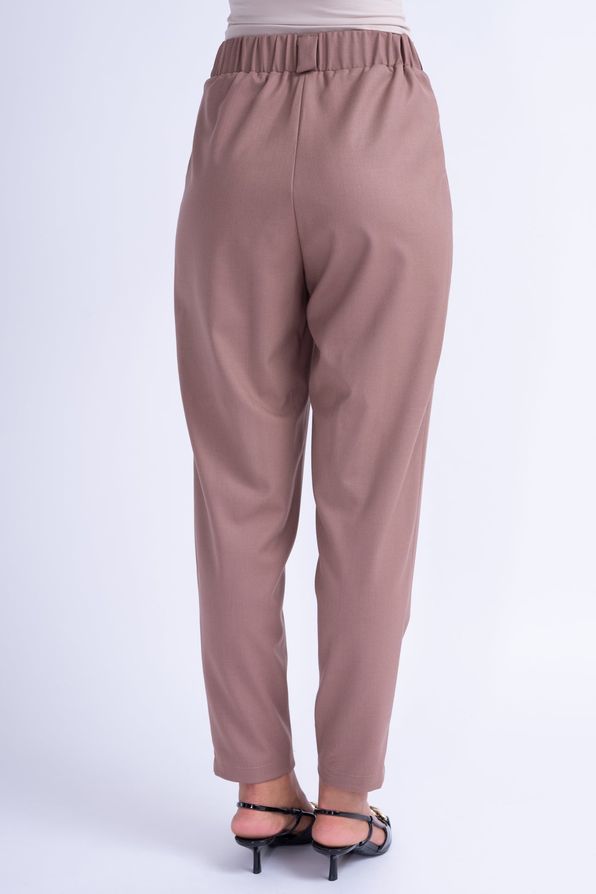 Costum Maro cu Sacou Oversized si Pantaloni Conici