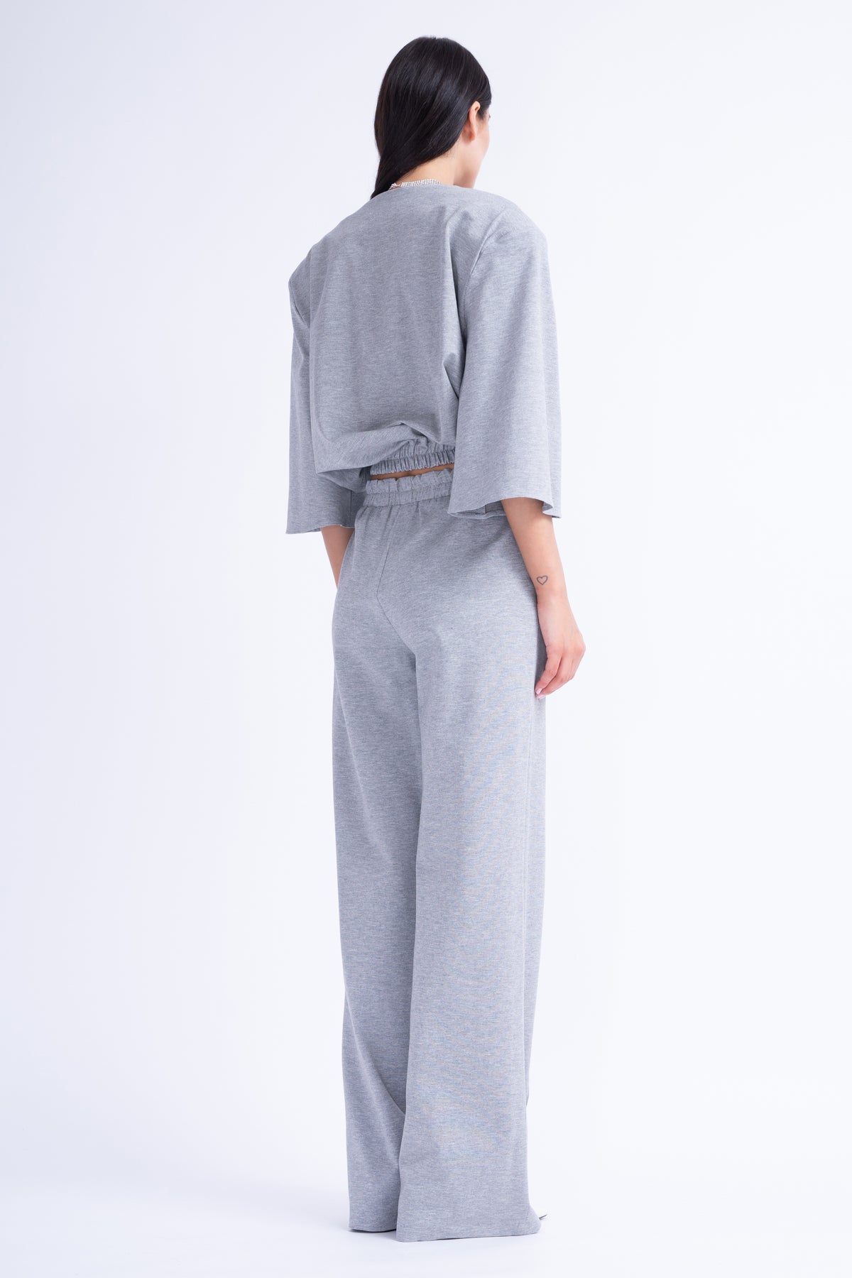 Grey Matching Set With Blouse And Wide Leg Trousers