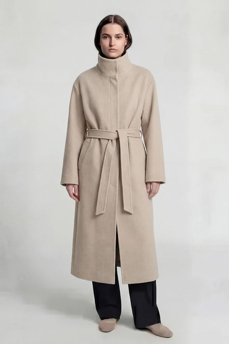 Palton lung bej cu guler înalt