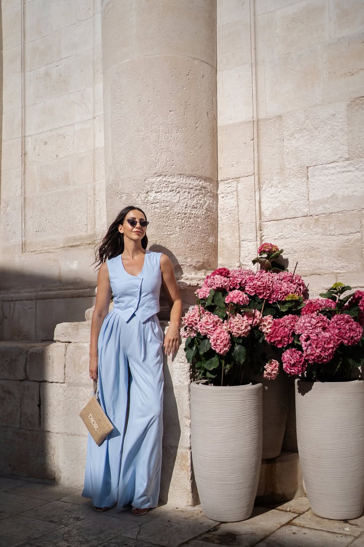 Set din in negru cu vestă cambrată și pantaloni wide-leg