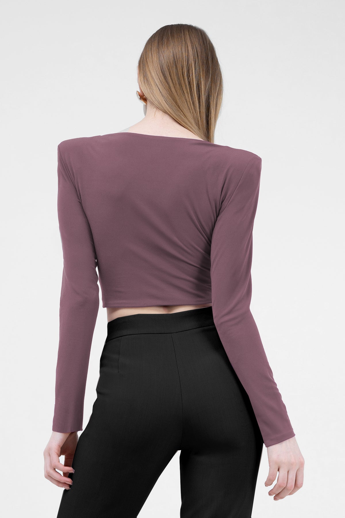 Cropped top maro cu nod