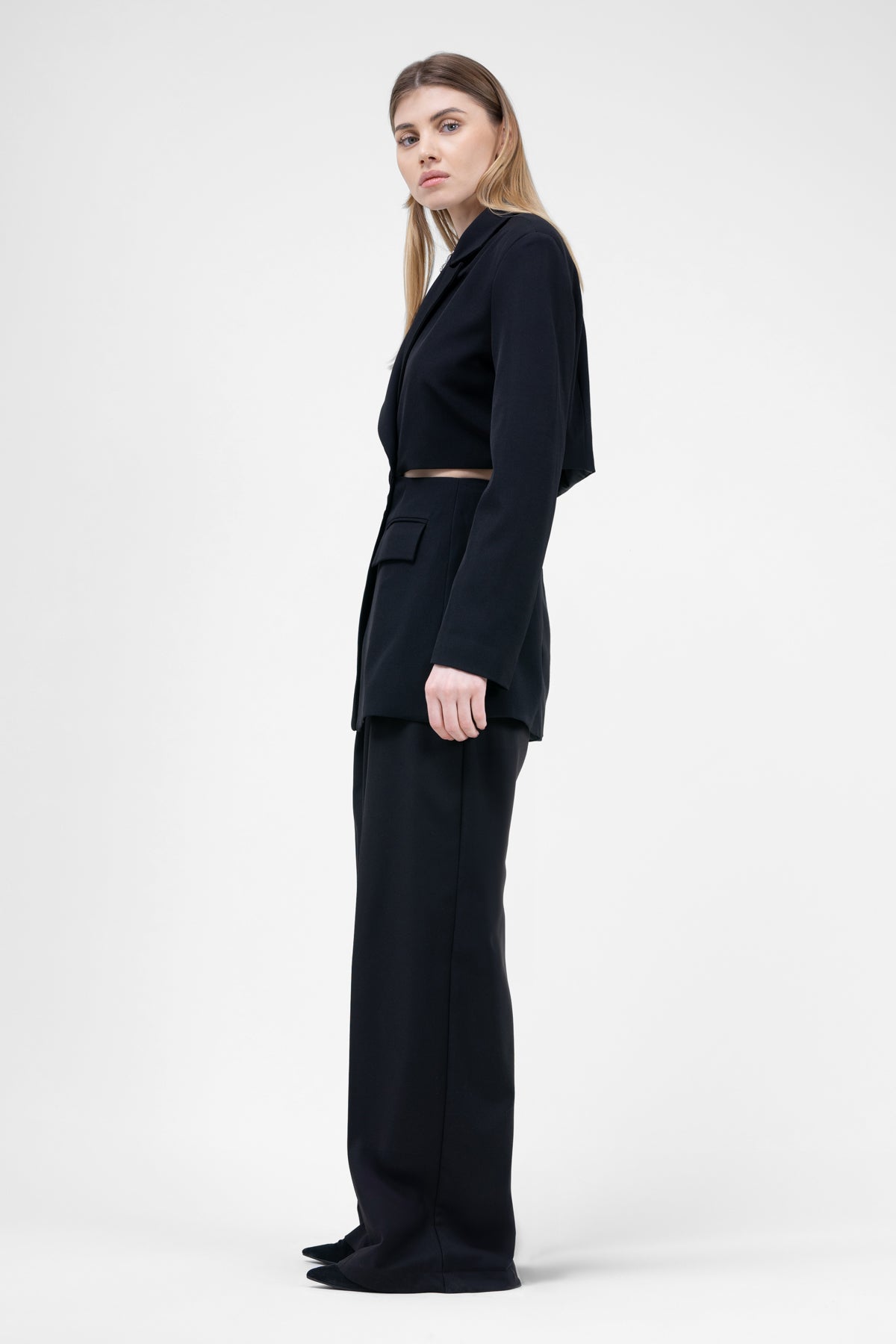 Black Suit With Blazer With Waistline Cut-Out And Ultra Wide Leg Trousers