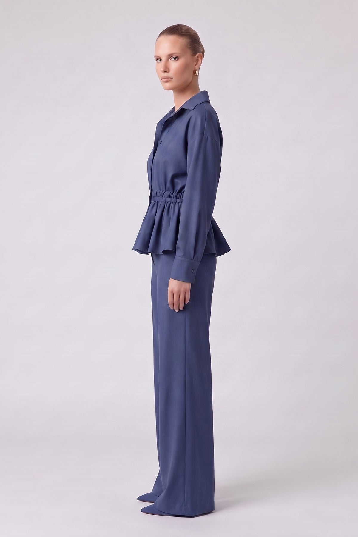 Set albastru inchis din denim cu cămașă peplum și pantaloni wide leg