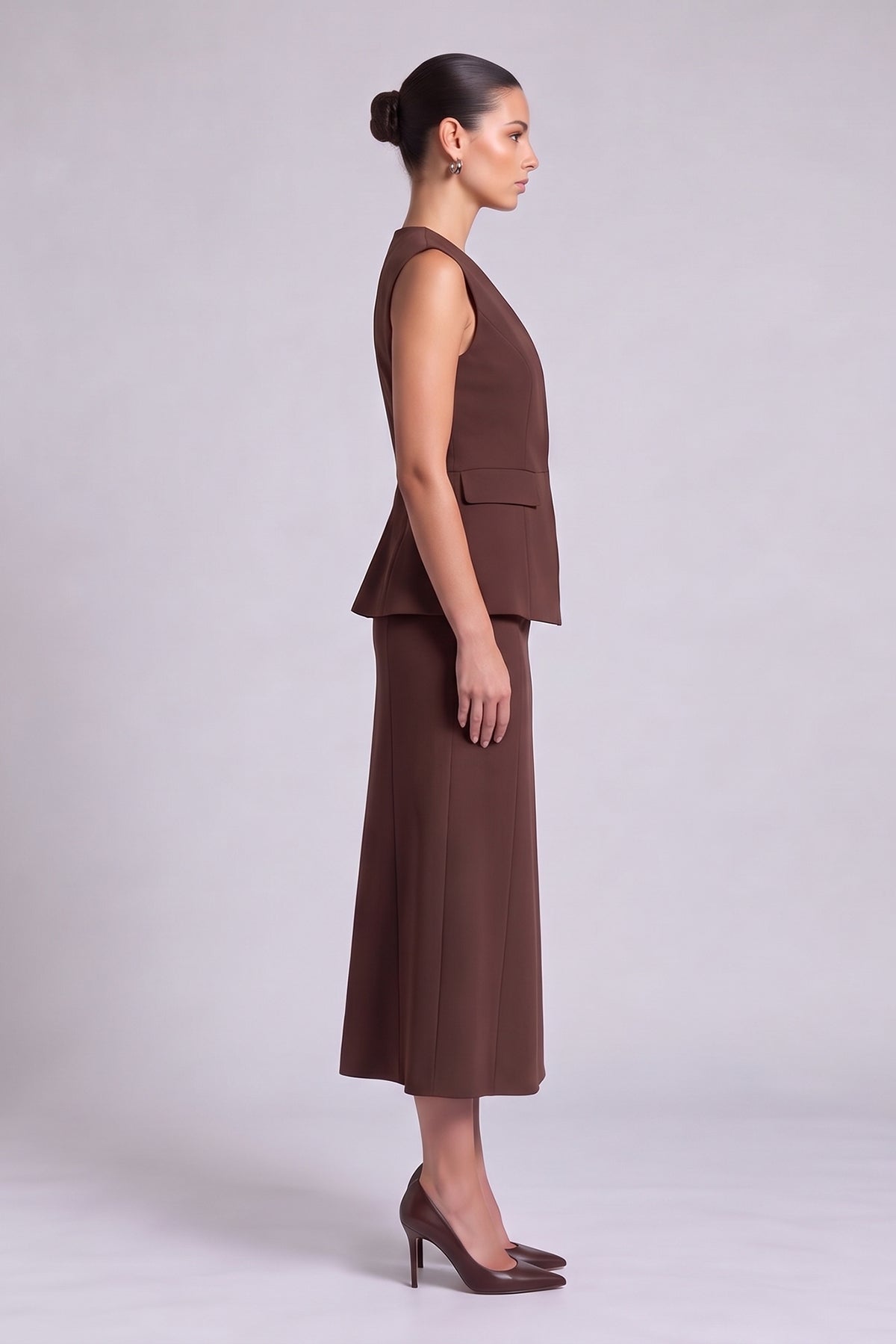 Set maro cu vestă structurată peplum și fustă midi A-line