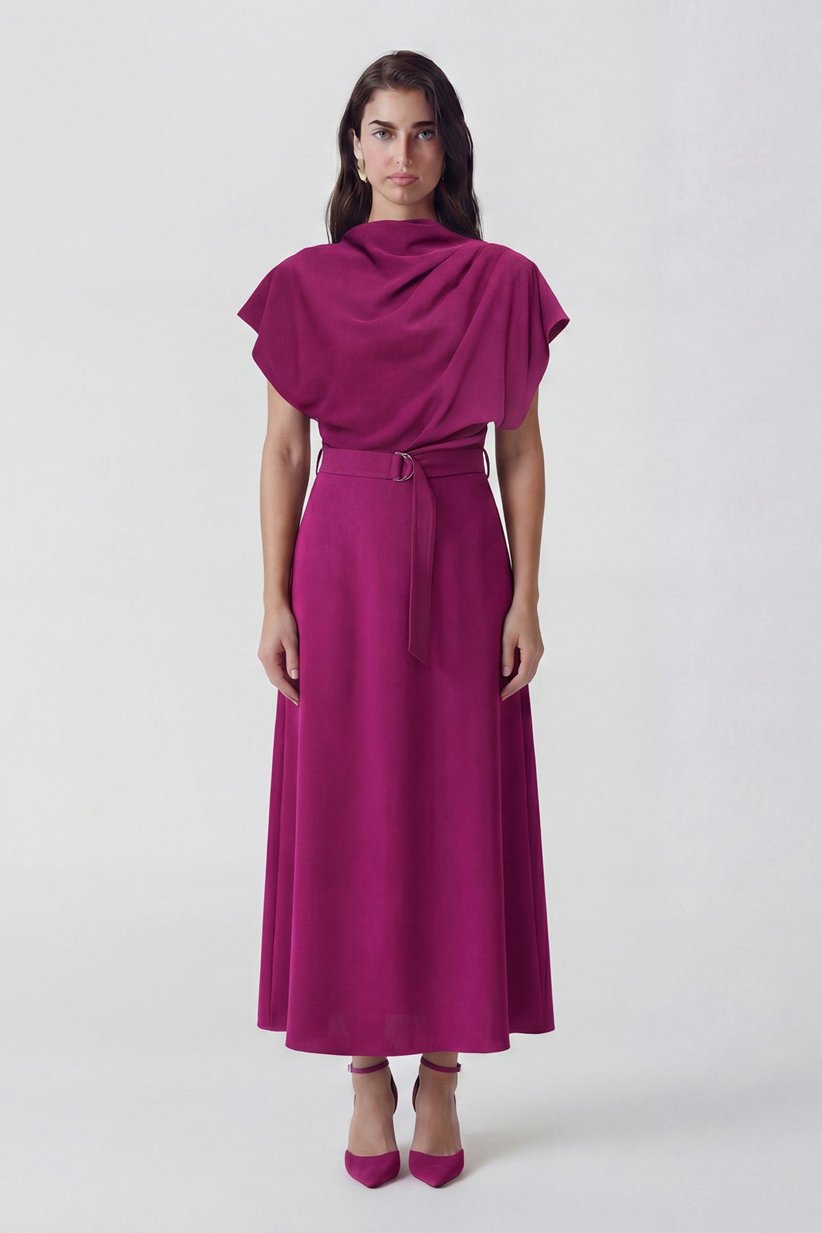 Rochie midi fucsia cu drapaj și cordon în talie