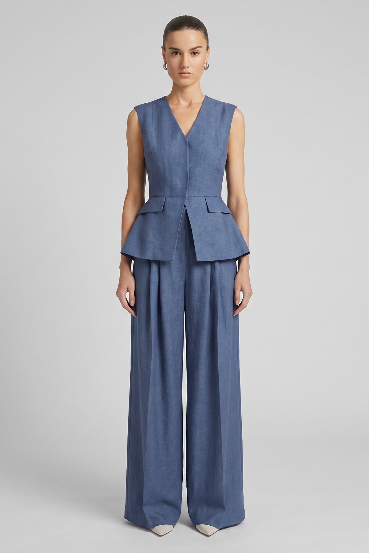Set navy din amestec de vâscoză și in cu vestă peplum și pantaloni wide-leg