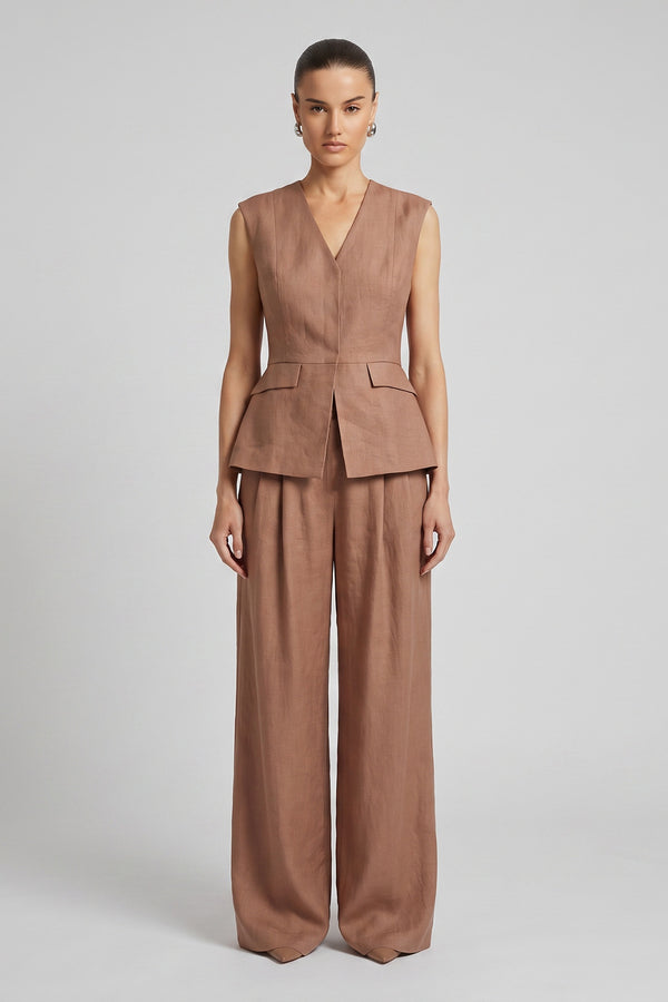 Set maro din amestec de vâscoză și in cu vestă peplum și pantaloni wide-leg