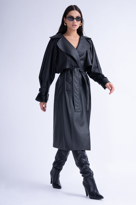 Trench-coat à manches raglan en cuir noir avec ceinture