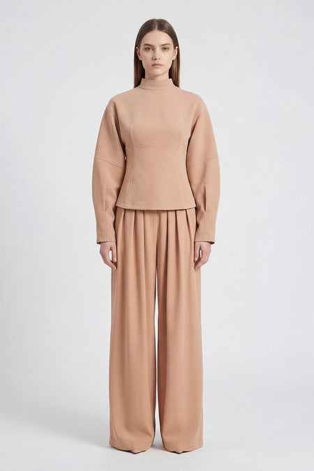 Set elegant minimalist în tonuri nude