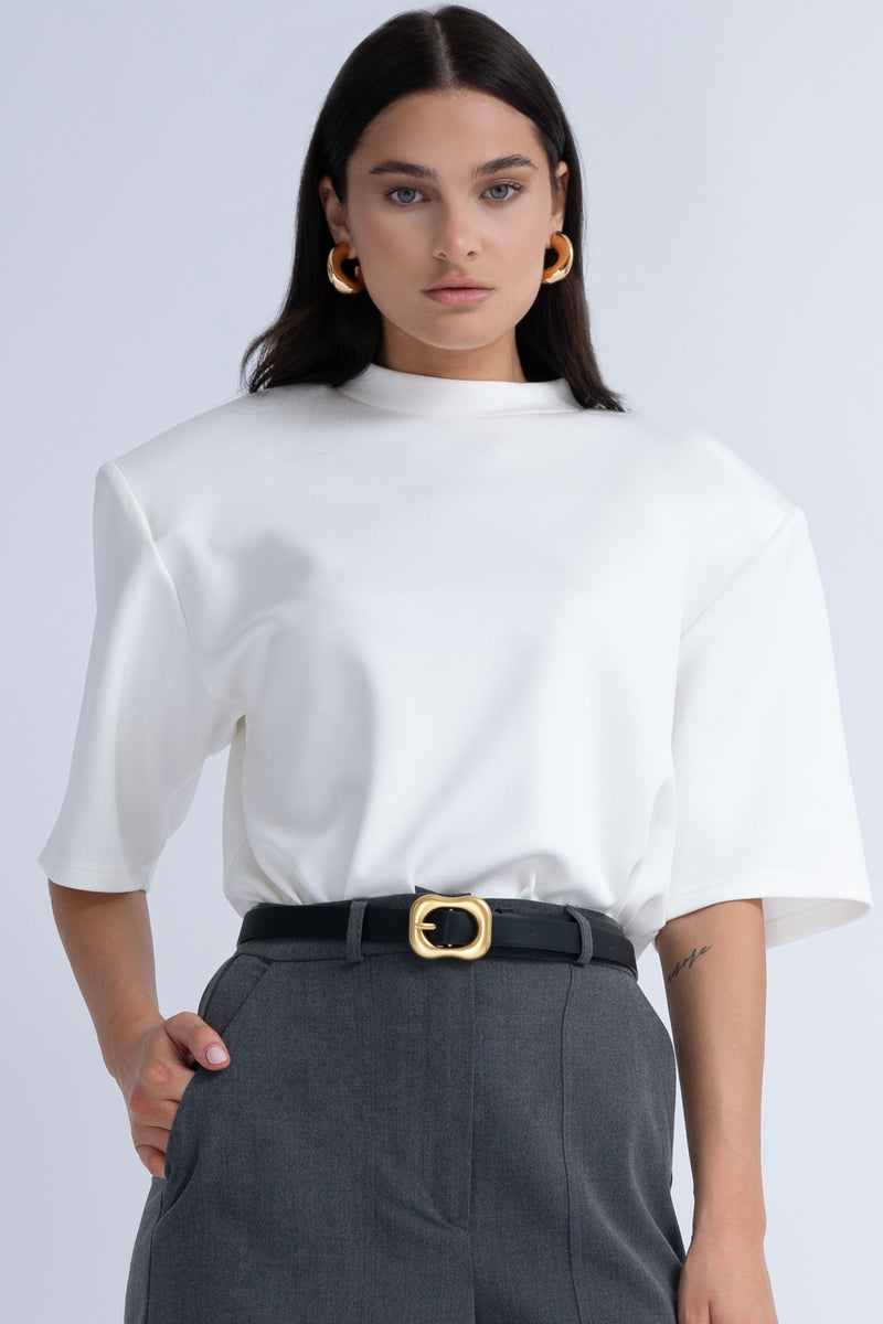 White T-shirt With Oversized Shoulders