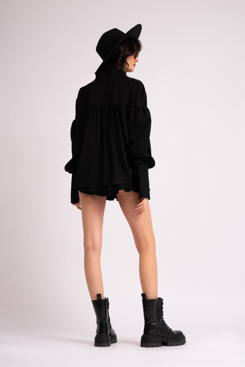 Black oversized shirt with adjustable cords