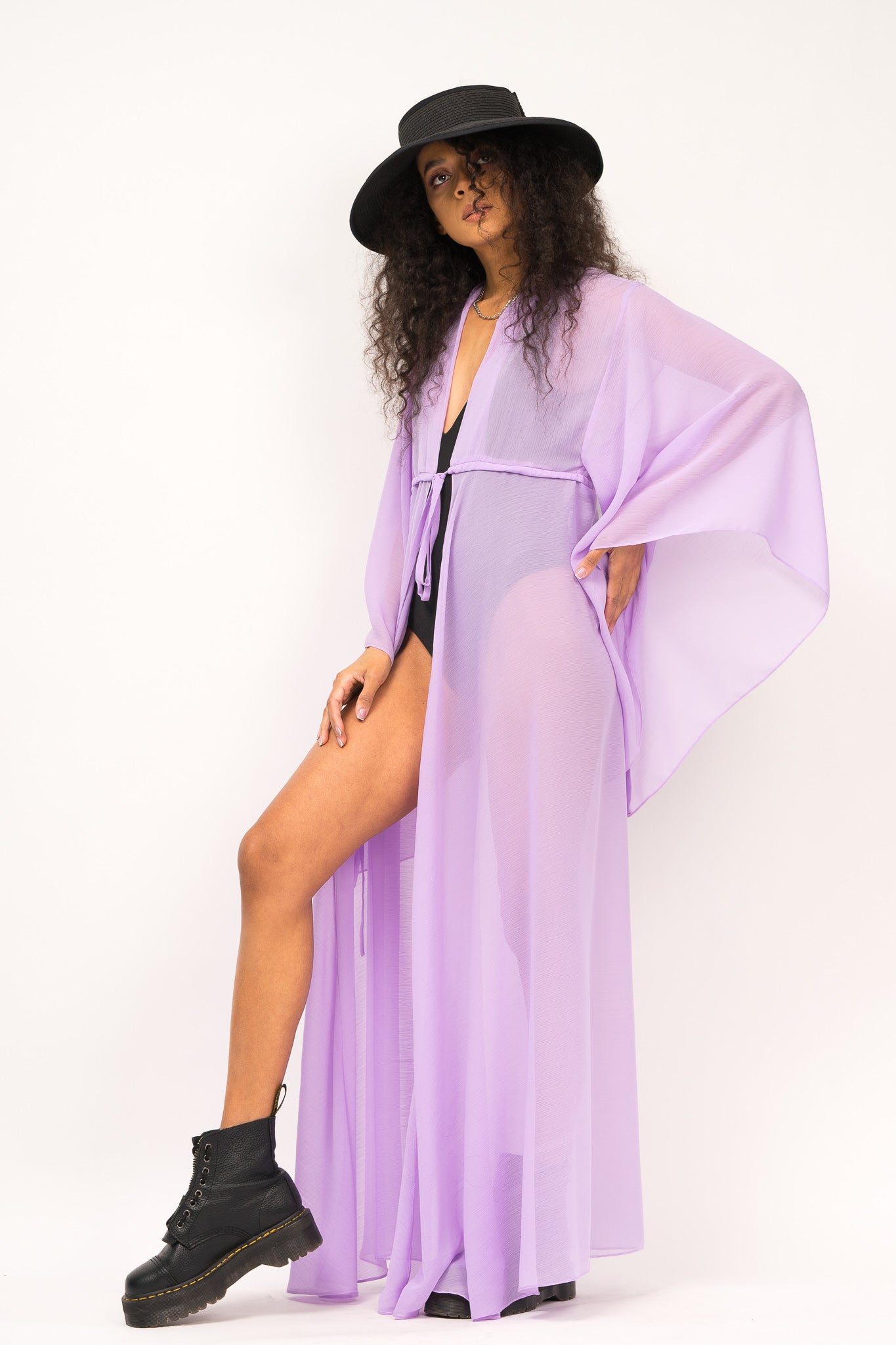 Caftan cu croi drept si inchidere in fata