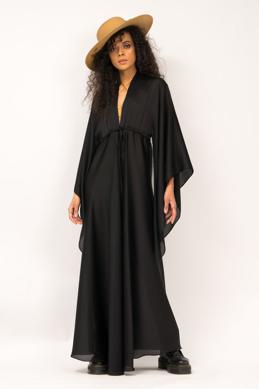 Straight cut kaftan with fastening in front