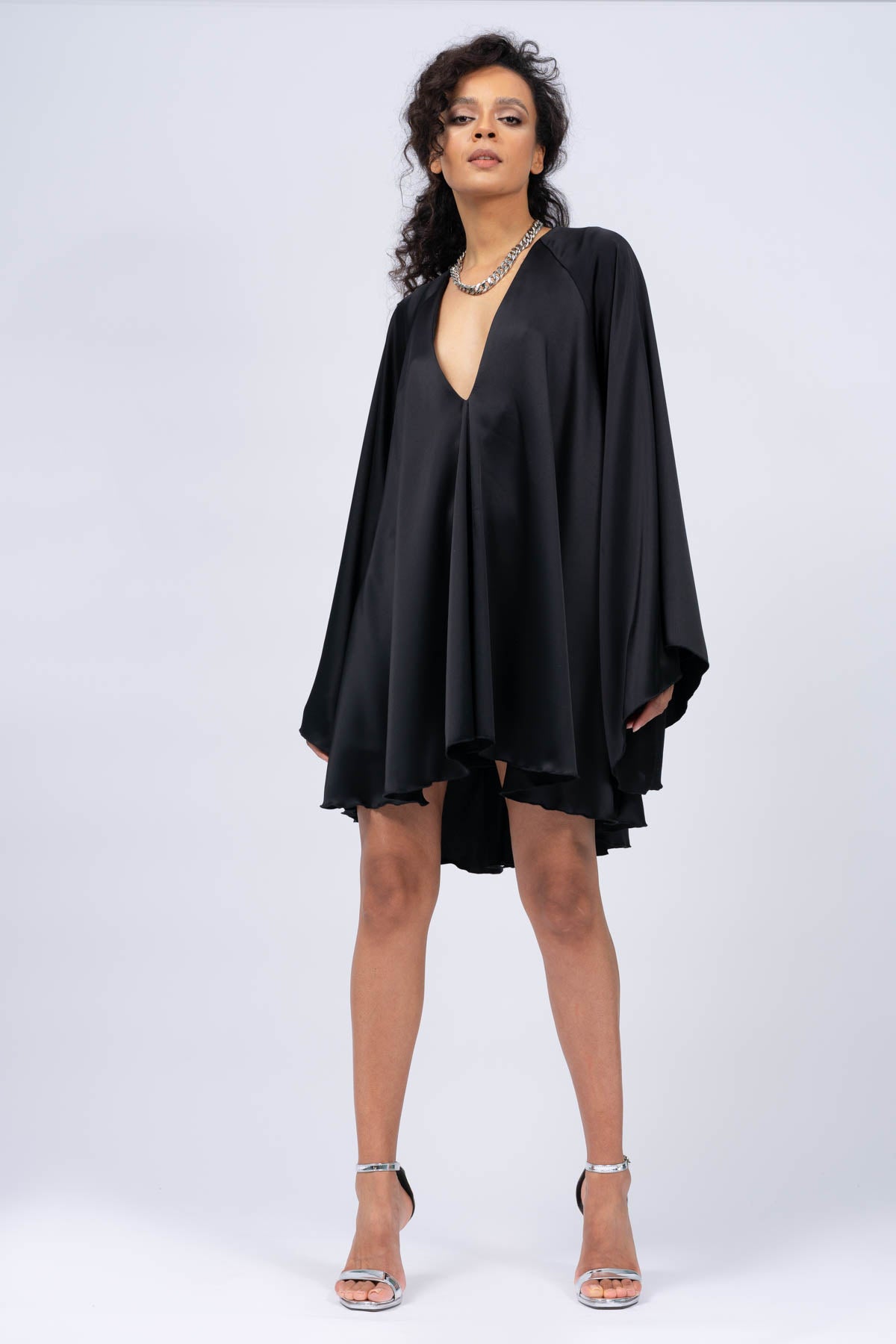 Black Backless Fluid Dress