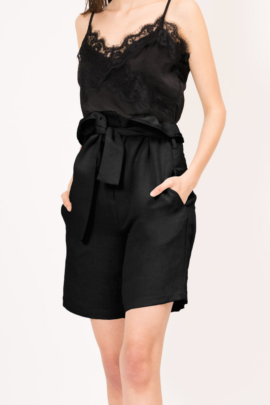 Pantaloni scurti paperbag