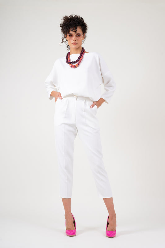 White set with blouse and cropped trousers