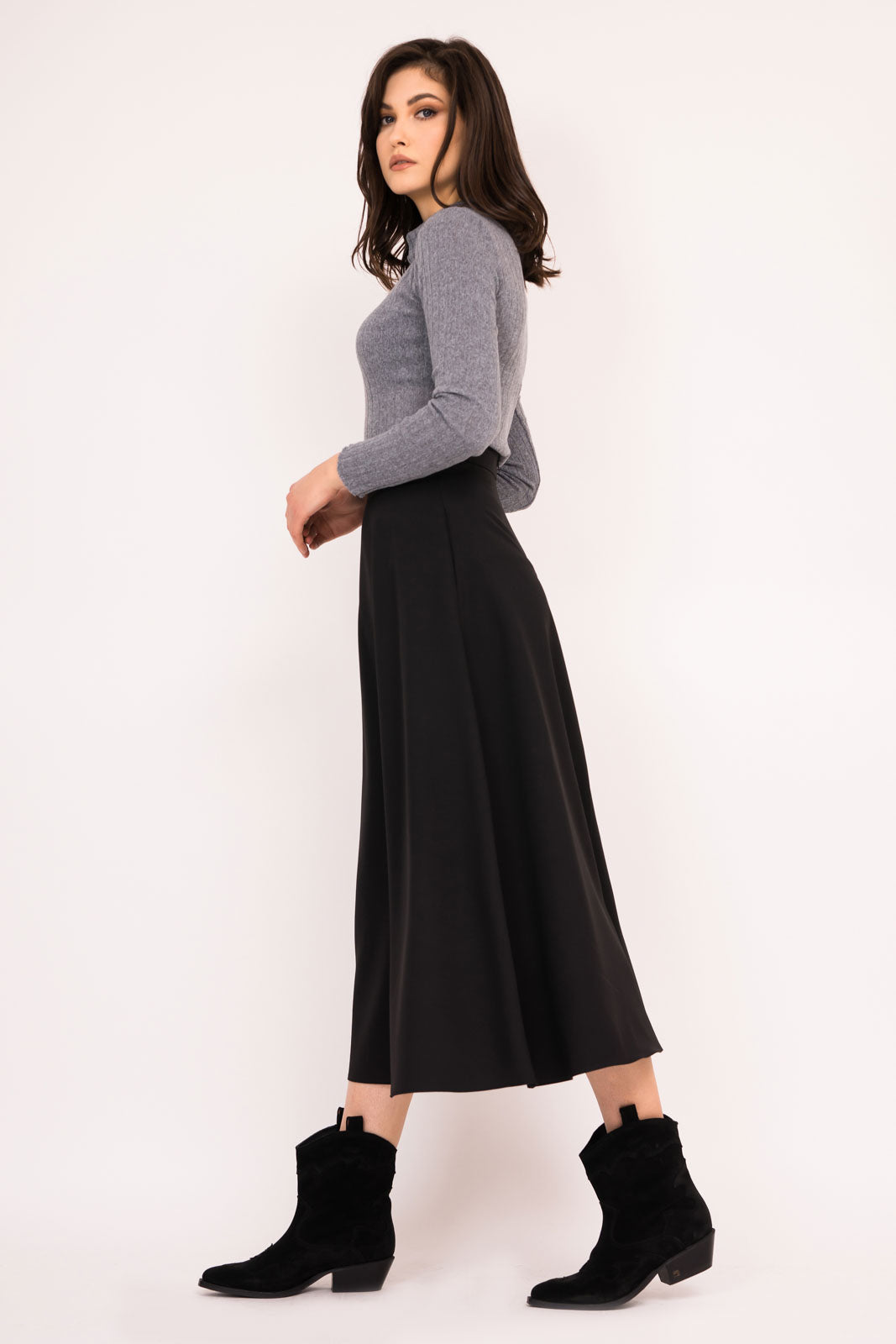 Fusta midi evazata A-line