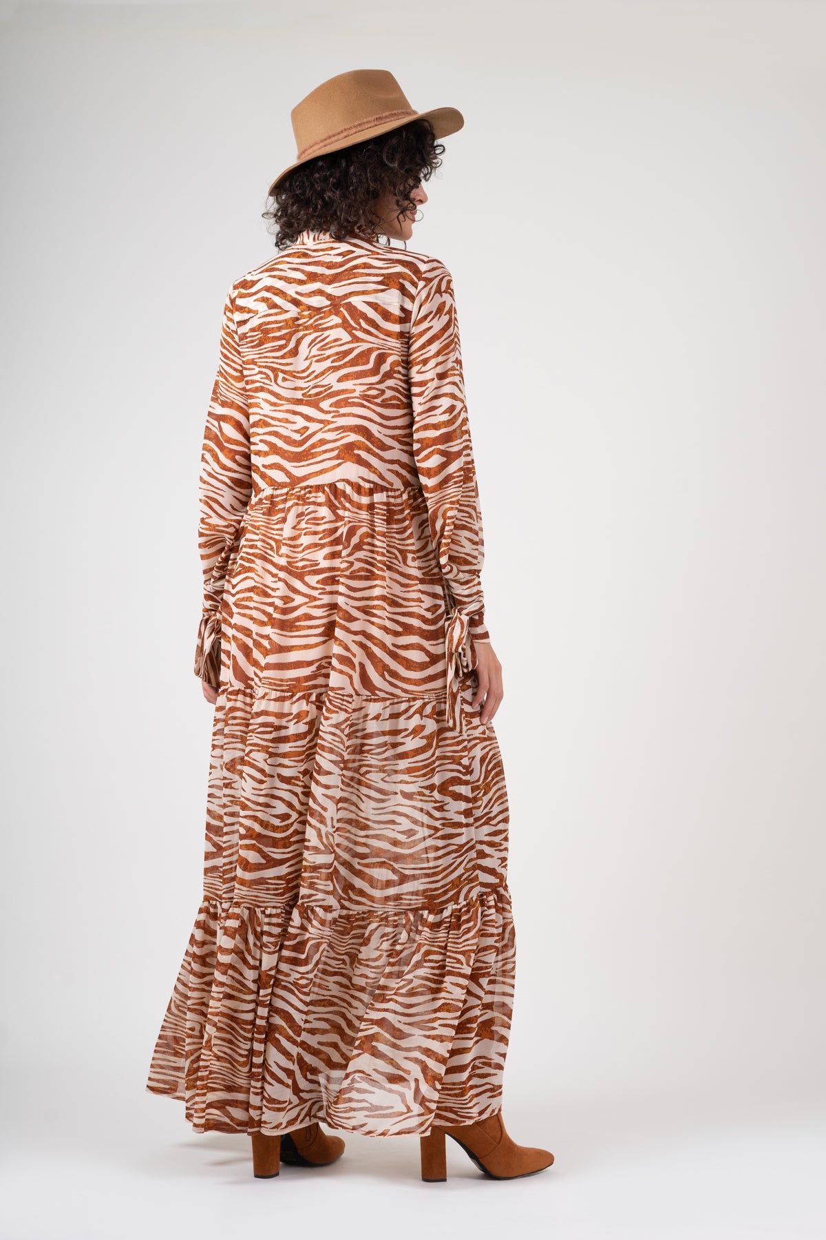 Rochie maxi din voal printat zebra