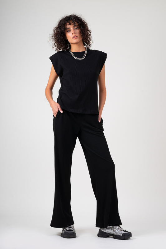 Set negru cu din tricou si pantalon wide leg