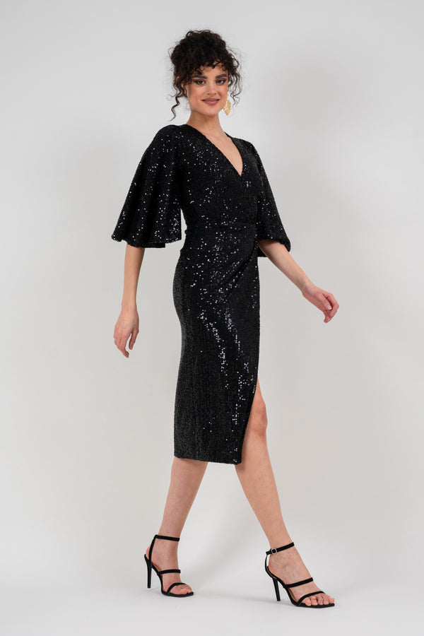 Rochie din paiete negre cu maneca fluture