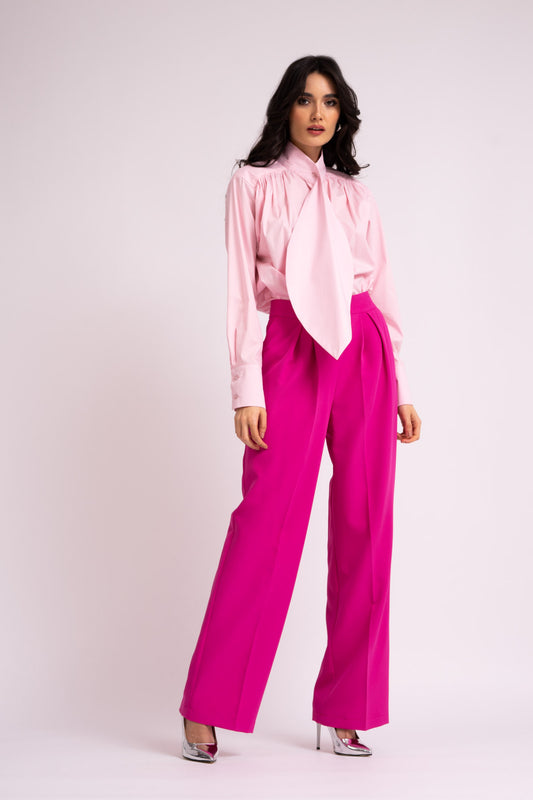 Roze shirt met oversized kraag