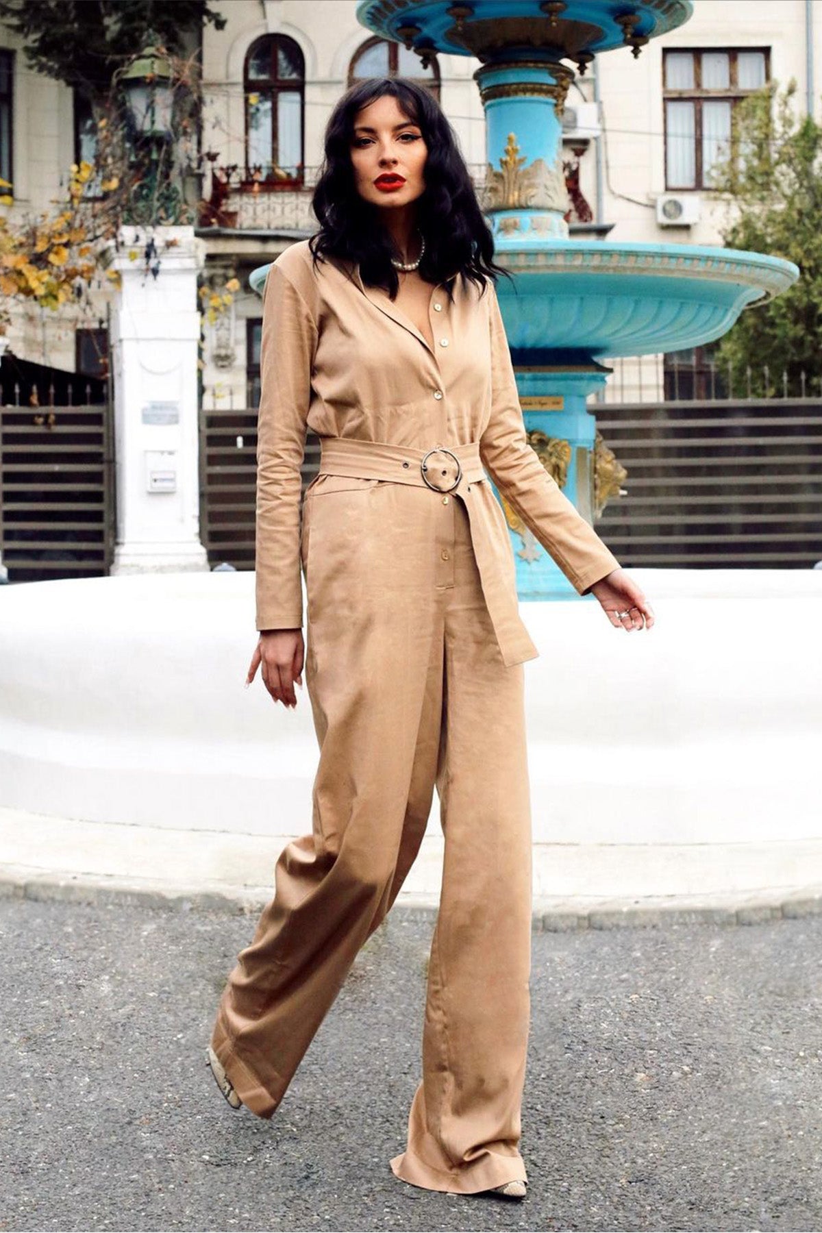 Salopeta cargo cu pantalon wide leg